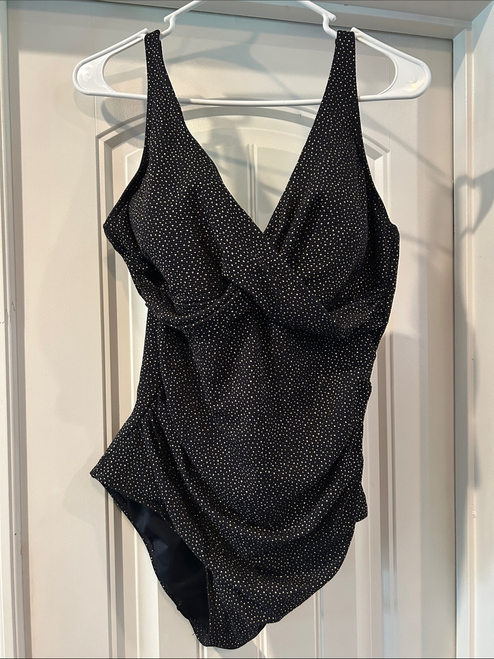 Women’s Nip Tuck Black Gold Polka Dot One-Piece Swimsuit USA Size 12